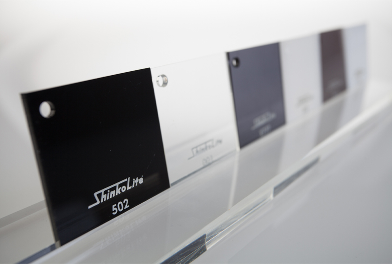 ความพิเศษที่แตกต่างของแผ่นอะคริลิค Shinkolite